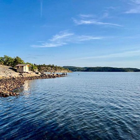 Seaside Dream With Jetty & Guest Cottage Ljungskile Esterno foto