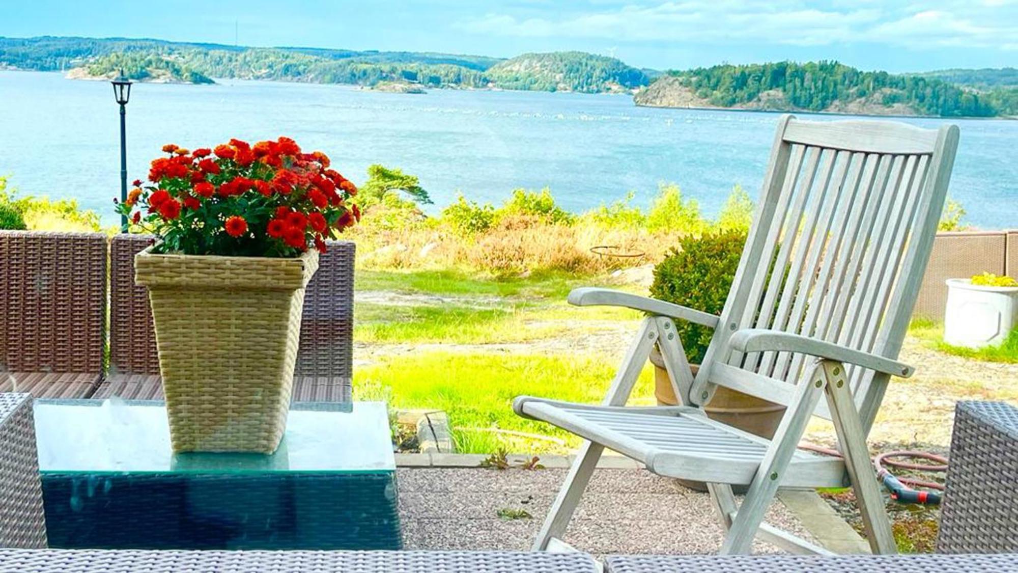 Seaside Dream With Jetty & Guest Cottage Ljungskile Esterno foto