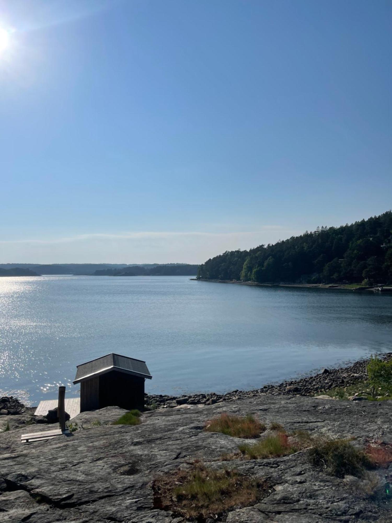 Seaside Dream With Jetty & Guest Cottage Ljungskile Esterno foto