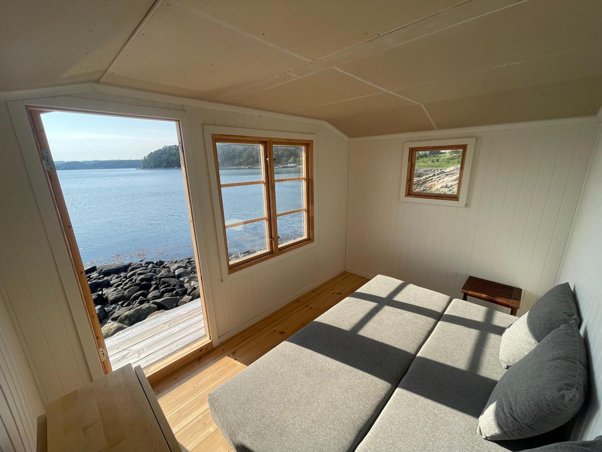 Seaside Dream With Jetty & Guest Cottage Ljungskile Esterno foto